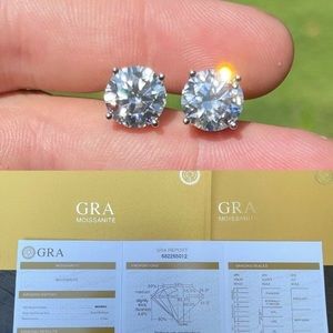 Certified 4ct. tw. Moissanite Diamond